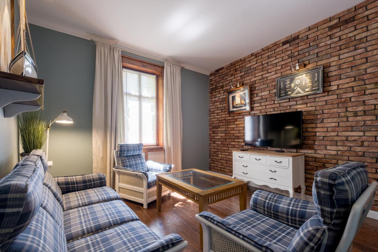 Old House Apartments Познан Екстериор снимка