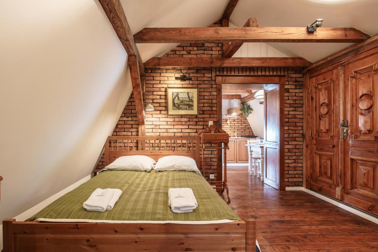 Old House Apartments Познан Екстериор снимка